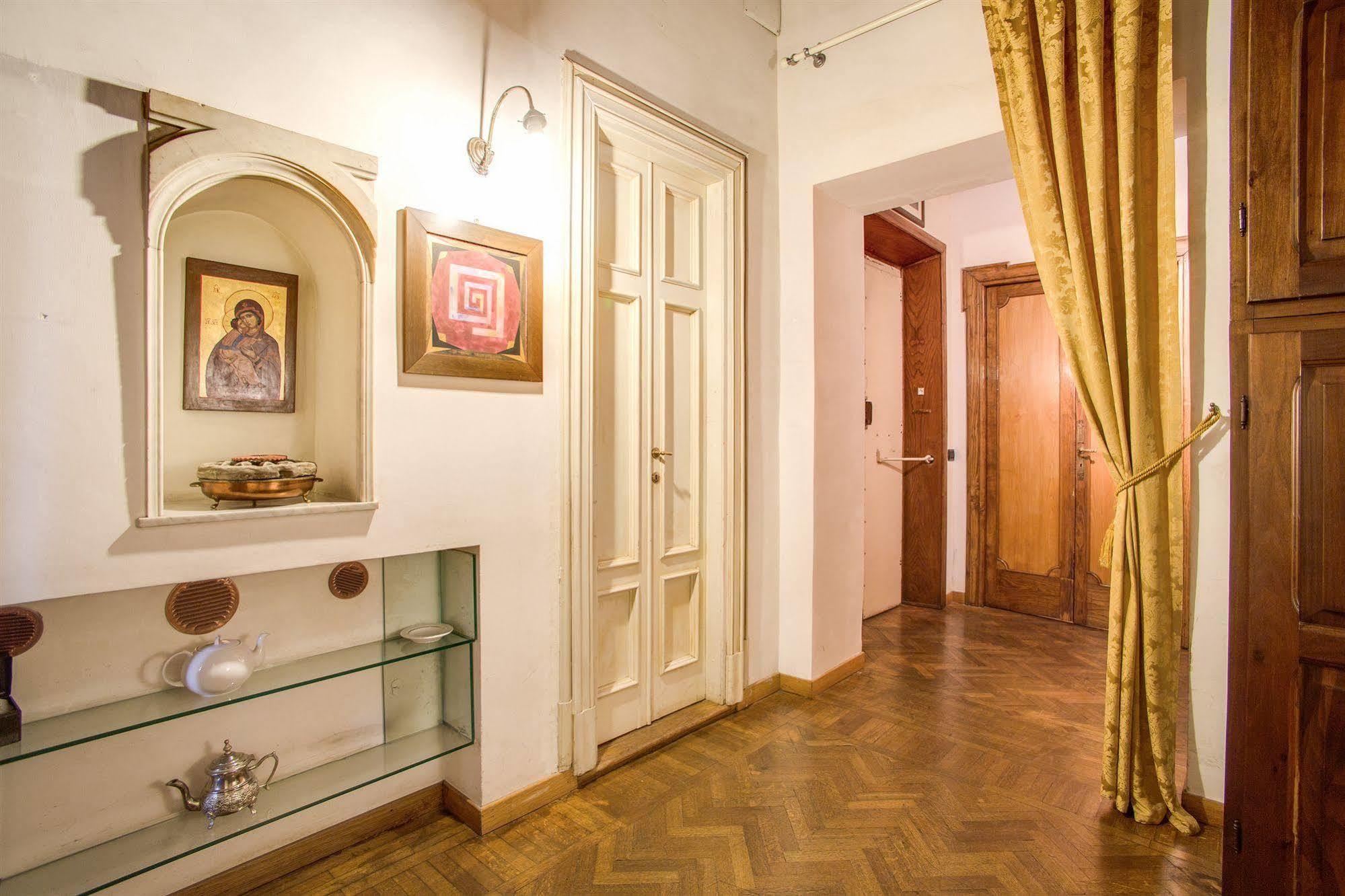 Hotel La Casa Del Capitano à Rome Extérieur photo