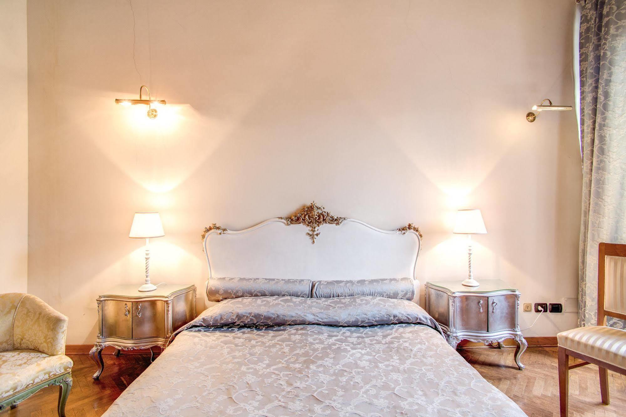 Hotel La Casa Del Capitano à Rome Extérieur photo